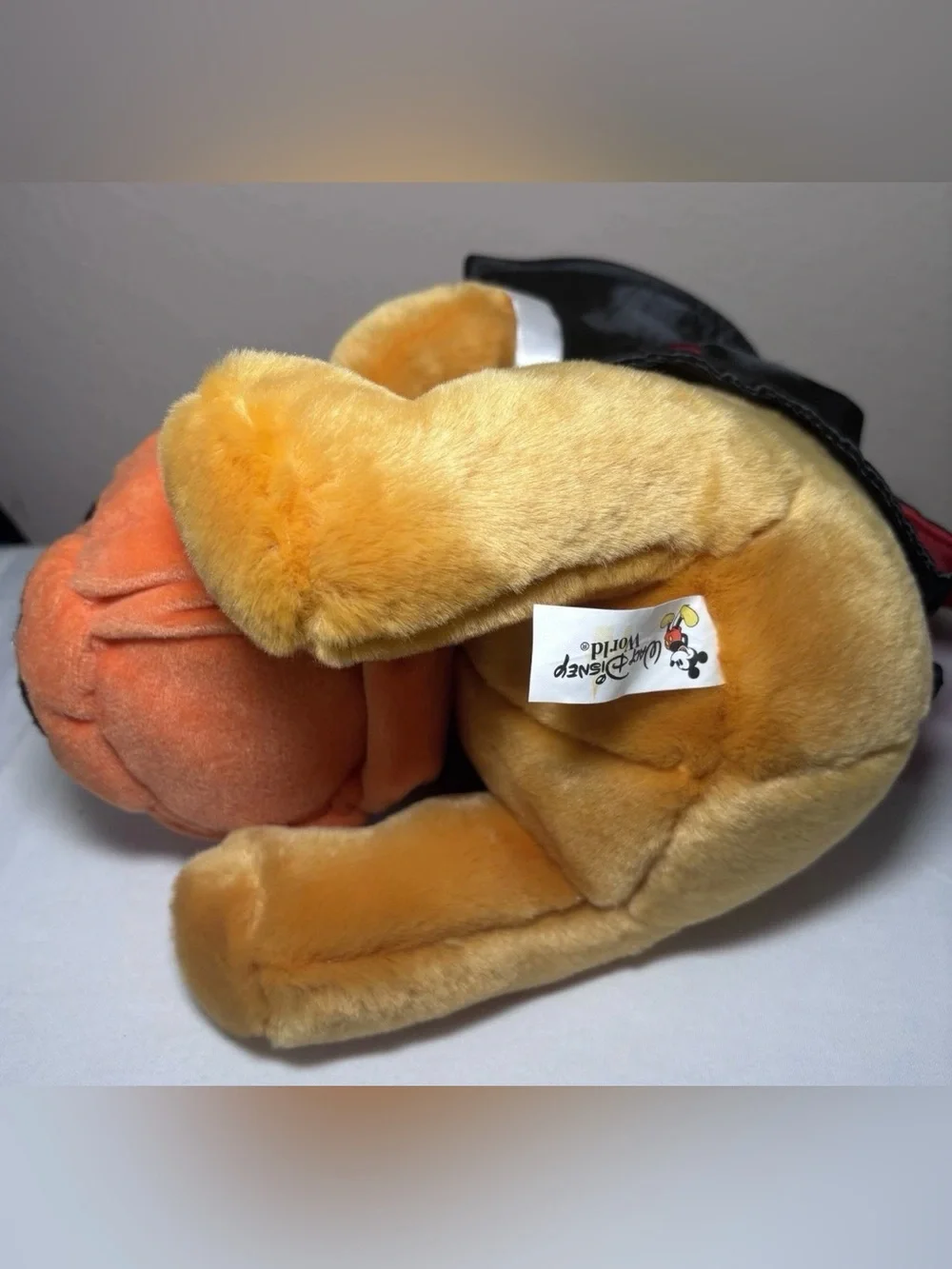 Vintage Walt Disney World Parks Halloween Vampire Winnie The Pooh Plush RARE NWT